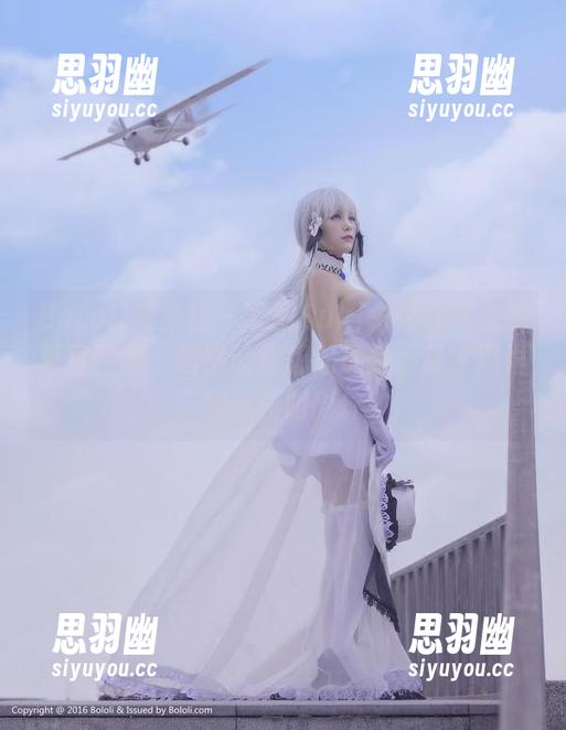 BoLoli菠萝社 - 下载Suki朱忆音带来的夏日图集，居然让我想起那条香草冰淇淋的悠长阴影。