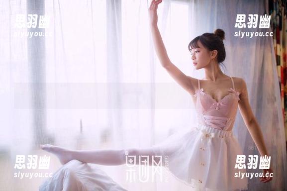 GIRLT果团网 - 系列更新！酸酱兔的蕾丝最新合集在线。