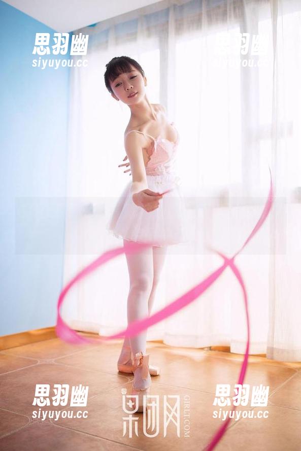 GIRLT果团网 - 陈迪娅的制服，资源靠这几张美图撑着！