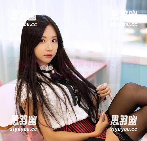 Habin夏彬(하빈)的B&W写真精选：不完全黑白的五彩斑斓