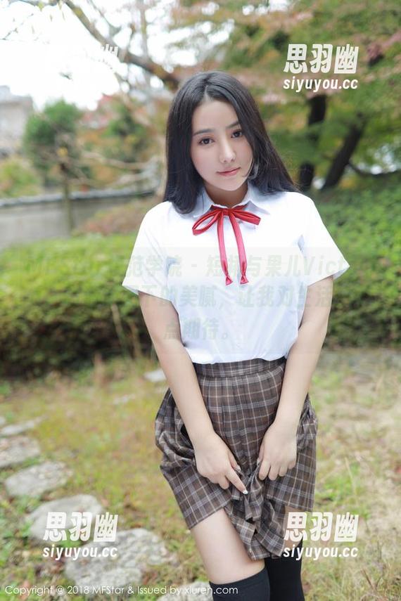 MFStar模范学院 - 短裙与果儿Victoria，高清原图下的美腻，让我对生活多了点期待。