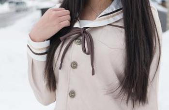 MiStar魅妍社 – 瘫在沙滩上的赵欢颜Jessica，泳装图包毫无圣光，但满满的夏日情怀。