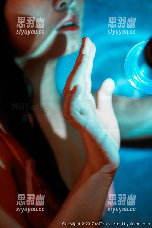 MiiTao蜜桃社 - 紧急！E杯奶茶水手服美图发布，这气质有点儿不一样！