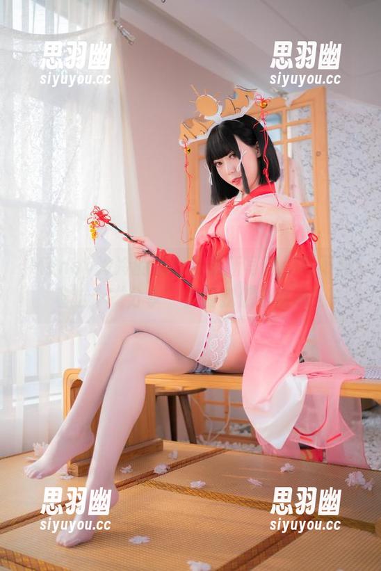Money冷冷的仙女粉最新写真，要不冲着这个“分享”氛围我们去瞧瞧？