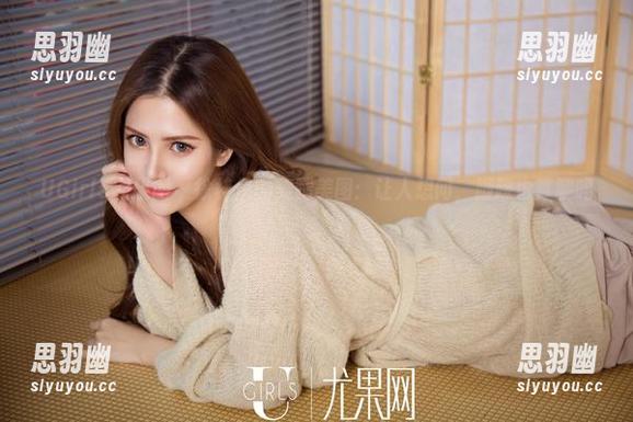 UGirls尤果网 - 徐梓伊的美腿美图：让人想问，脚踝也算腿吗？
