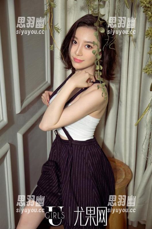 UGirls尤果网 - 职业装不只能严肃，涉谷由里的美图展示了一种别样的轻松！