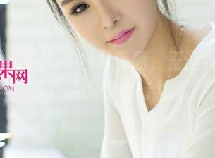 UGirls尤果网 – 日常系列，王语纯的图集，随便一瞧就特别有共鸣感呀