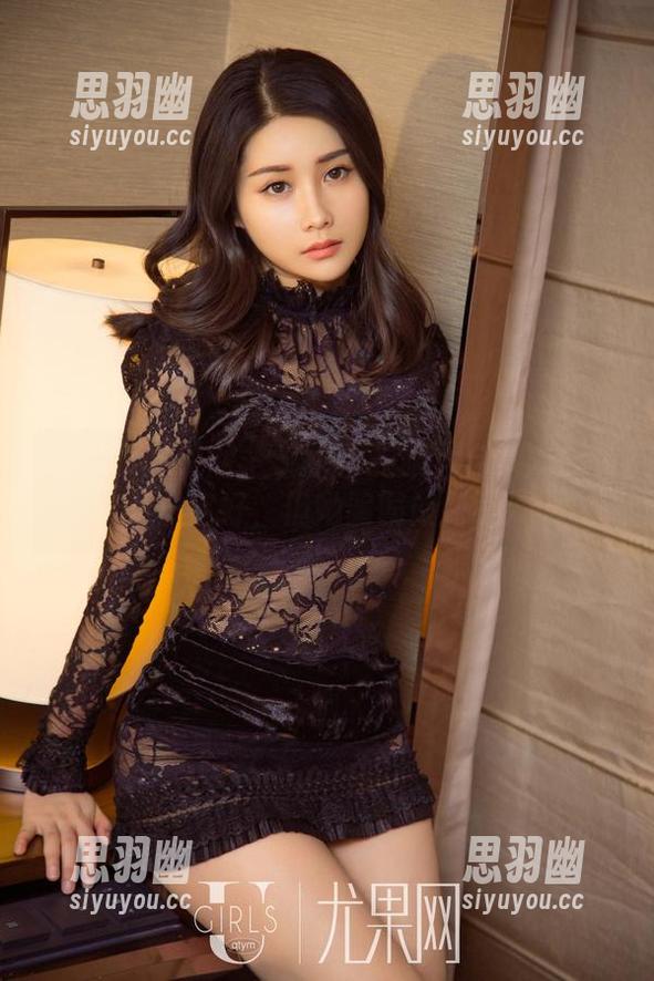 UGirls尤果网 - 艾小青长腿大合集：腿长不一定好，但她偏偏做到了！