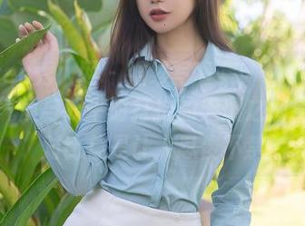 Xiuren秀人网 – 婚纱写真集：MOON嘉依的气质与我平时打扮的天壤之别，原图对比总是让人忍俊不禁
