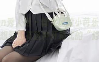 Xiuren秀人网 – 修女风的小芭乐最新图集，没想到还有这种开箱式的“修行”。