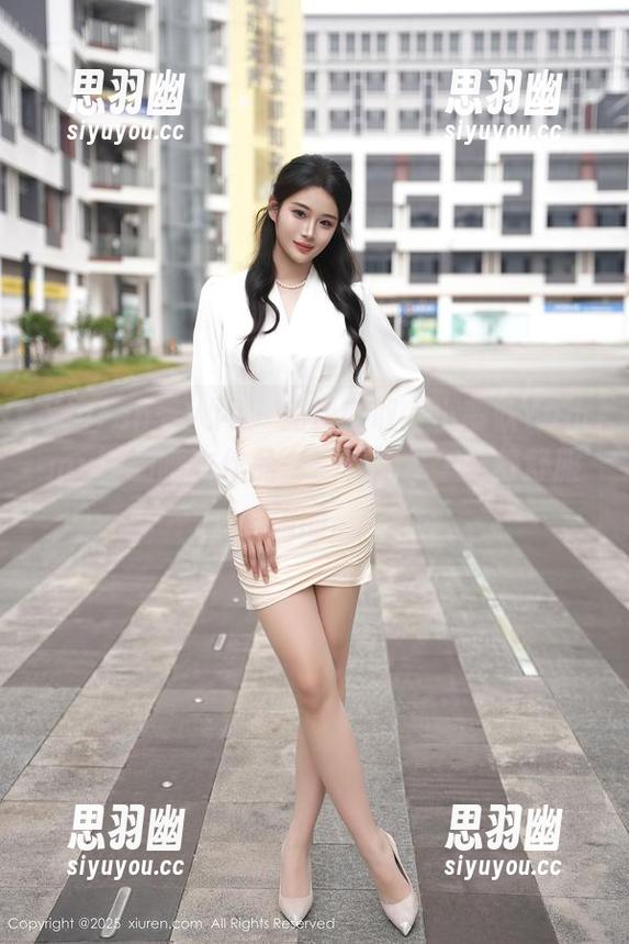 Xiuren秀人网 - 免费获取“小蛮妖Yummy”的睡衣作品——看她是怎么舒舒服服的。
