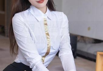 Xiuren秀人网 – 灰丝——林月月的全集，简简贱贱的风情不断袭来。