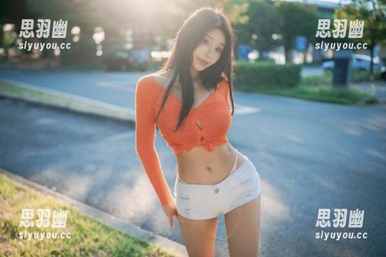 Zzyuri夏日福利，图片里好像藏了些小心思…