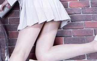 beautyleg – 旗袍与我，Iris私房原图：优雅？我只是想显摆我的家居鞋有多奇怪。
