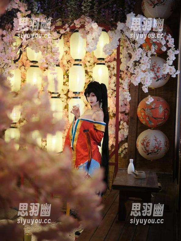 图片展示：一米八的大梨子的蕾丝与身材，那优雅的气氛真妙