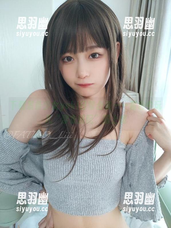 下载发条少女yoki日常合集——暮色中玩儿“穿衣搭配”到上瘾