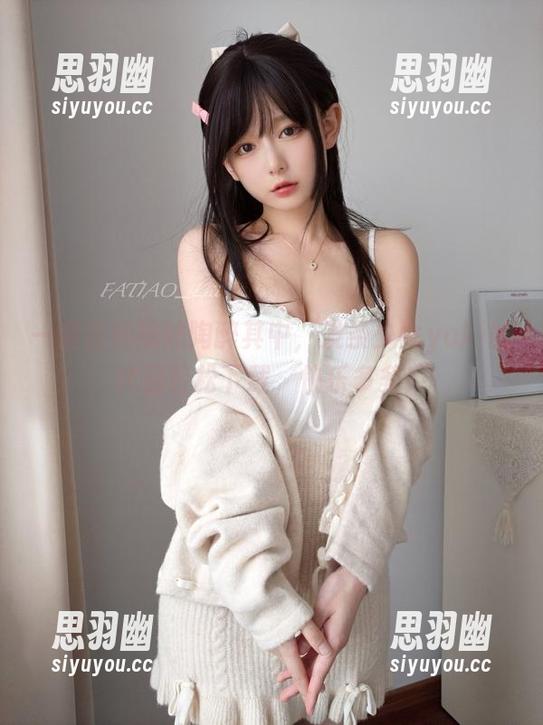 一曲吉他妹妹陶醉其中，发条少女yoki的作品轻松下载，快乐多多！