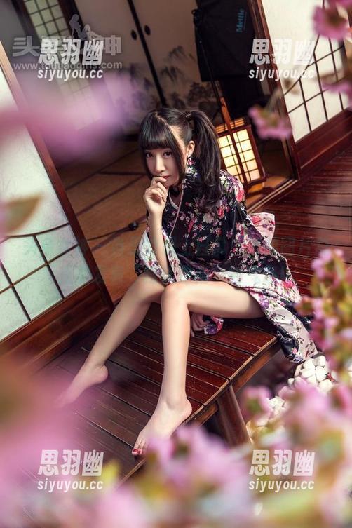 头条女神-王竹 头条女神 - 当王竹遇上日常,她的图片总是散发着“我就是我”的气息!