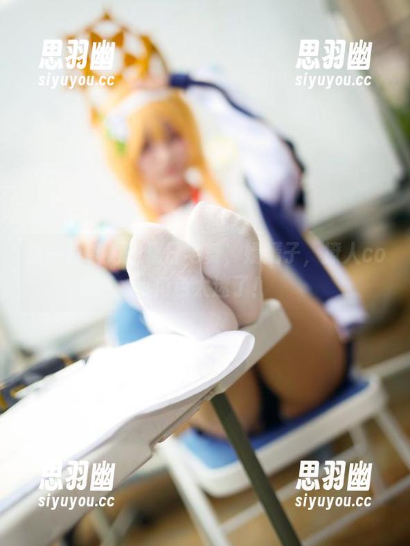 第一眼以为是夏日宅舞，嫣嫣子，撩人cos角色太迷了！