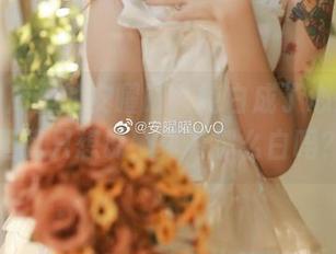 精选图库里的安曜曜，纯白成了心头好，但我只想说，真有那么白吗？