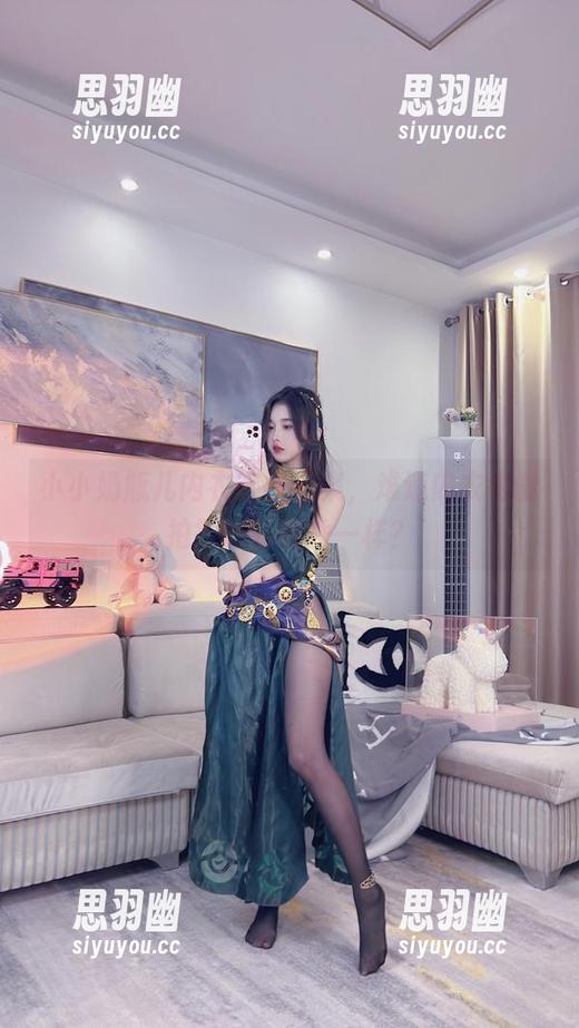 小小奶瓶儿内衣在线合集，难道内衣也能拍得像时装秀一样？