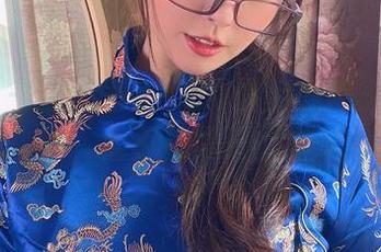 微密圈 – 当张思允nice遇上旗袍：原图合集，太不按常理出牌了