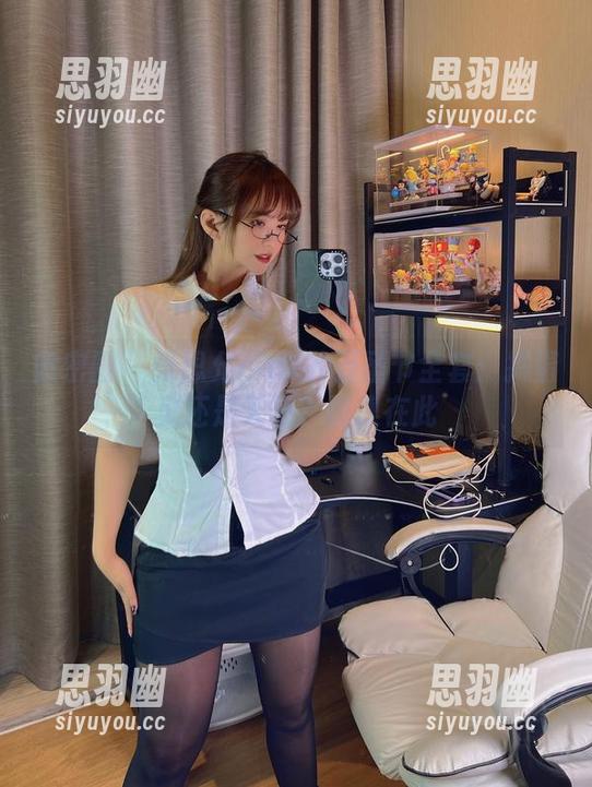 微密圈 - 张思允nice的万圣节全套：捣蛋鬼还是天使？图集在此