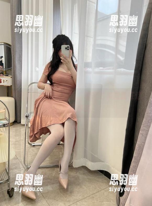 是依酱呀的日常更新，宅家的美图就在这里等你哦