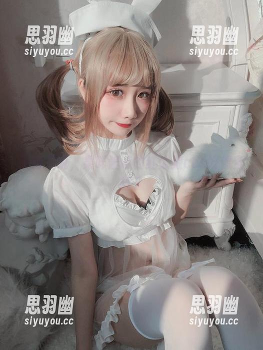 不得不说，果咩酱w的红太狼cos好像穿越了