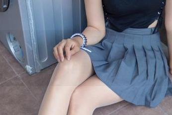 梦丝女神 – 男友力全开的乔儿：变身美女主播，作品看一看？