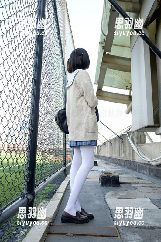 森萝财团 - 最新户外写真，白丝月下小夜好想把大家都撩到！