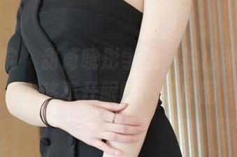 模范学院 – 甜筒晓彤学姐，拍出来就是让人移不开眼的高清原图