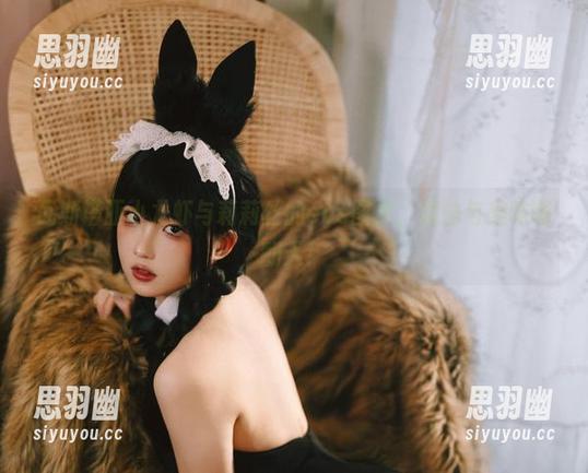 瓦斯塔亚小龙虾与莉莉丝的cos图集，魔法与美味嗨翻天！