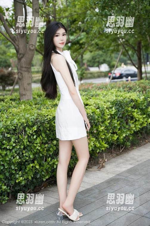 秀人网 - 乔娜娜的裸足作品分享，不看会后悔的网友们注意！