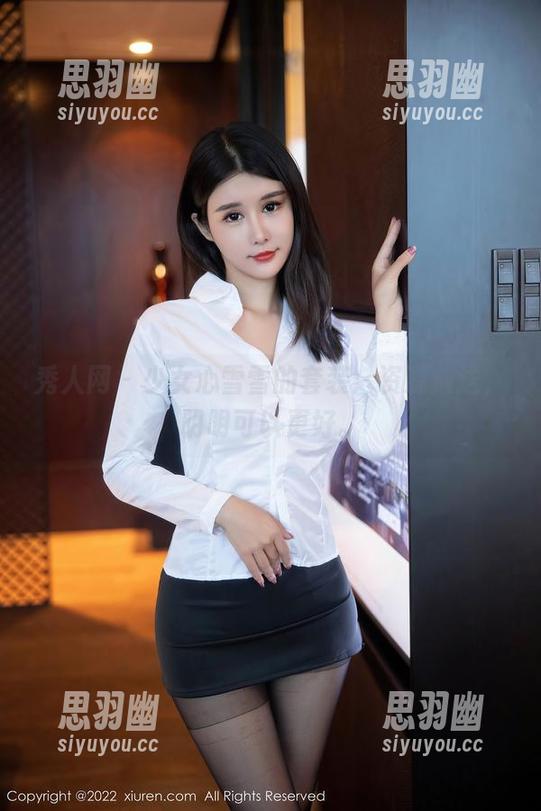 秀人网 - 少女心雪雪的套装：资源放送，明明可以更好。