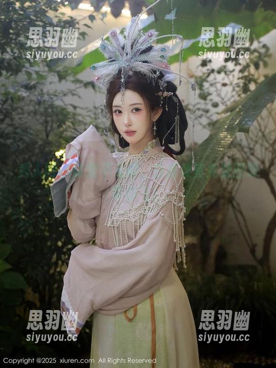 秀人网 - 课堂不无聊，白甜教室免费图册带你飞！