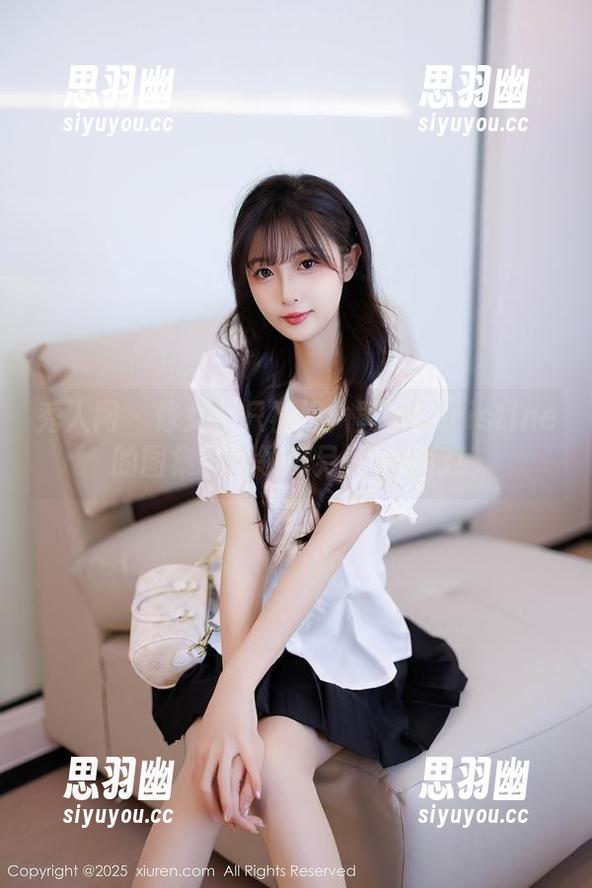 秀人网 - 修女不只祈祷：黄可Christine的图集带你领略另一种修行！