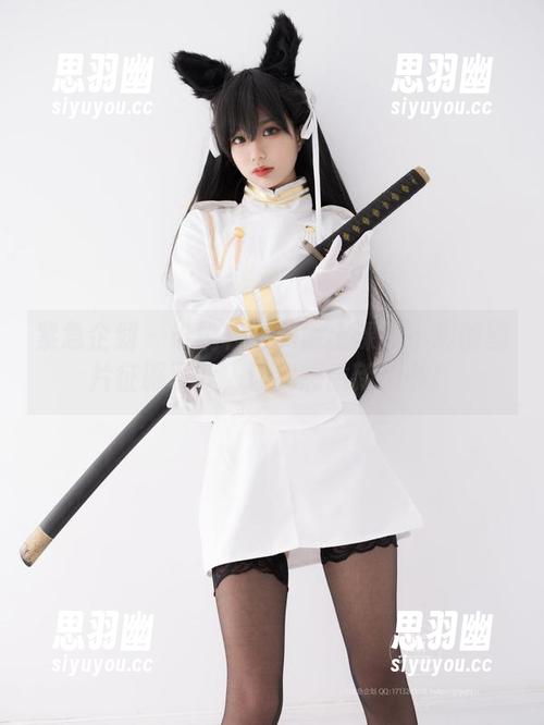 紧急企划 - 谁说校服只能上课？小恩的图片征服了我，让我想重新读书！