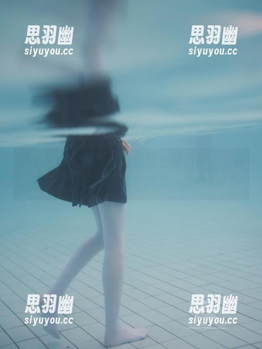 紧急企划 - 见希w白丝学生服原图，下载后好想自己也试试，但是…我能吗？