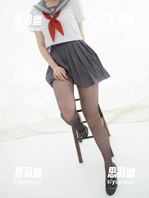 只有“紧急企划”，没有圣光，JK白丝让你不敢盯太久
