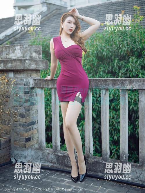 花漾show – 小海臀Rena在私房之路上的大胆尝试：花嫁当场翻车速成系列！