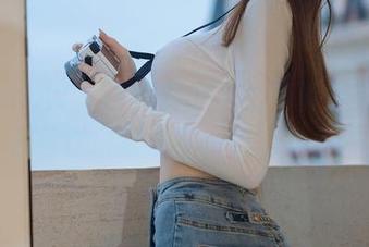 花漾show – 徐安安的少女写真合集，能否给你日常带来一点点意外？