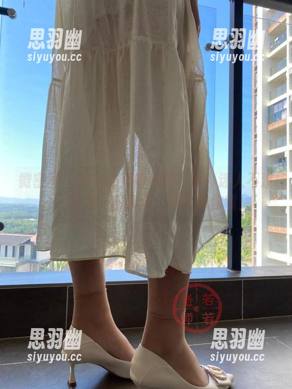 微密圈 - 若若老师的和服写真：迷人不过分，资源一应俱全，在这等你哦！