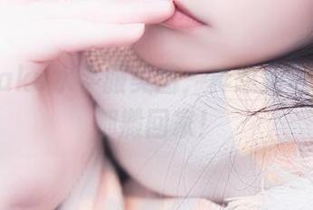 落落Raku水手服美图，真想把这些资源都搬回家！
