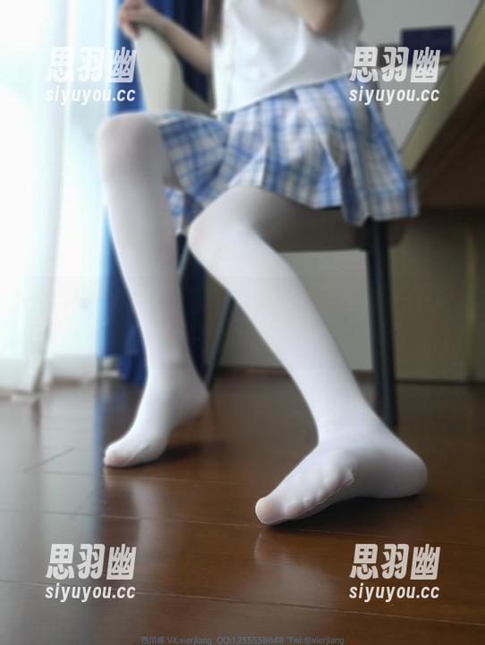 西尔酱的温柔写真，难得的轻松像是午后茶的甜点