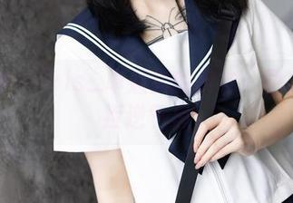 语画界 – Cris_卓娅祺的皮衣：图库里的叛逆气息