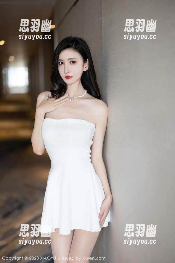 语画界-徐莉芝Booty 语画界 - 徐莉芝Booty在瑜伽图集里练成仙?我怎么就没学到这招!