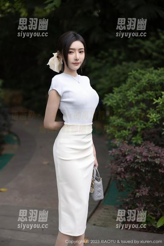 语画界 - 玥儿玥er的高清裤里丝，合理的透视！我都想多看几遍～