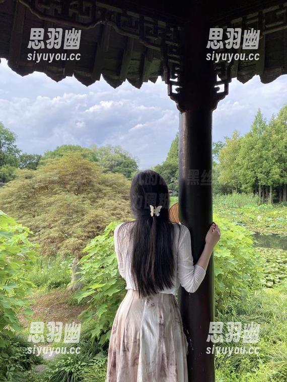 微密圈 - 软妹小九九的话：黑丝图集，玉足实力圈粉！