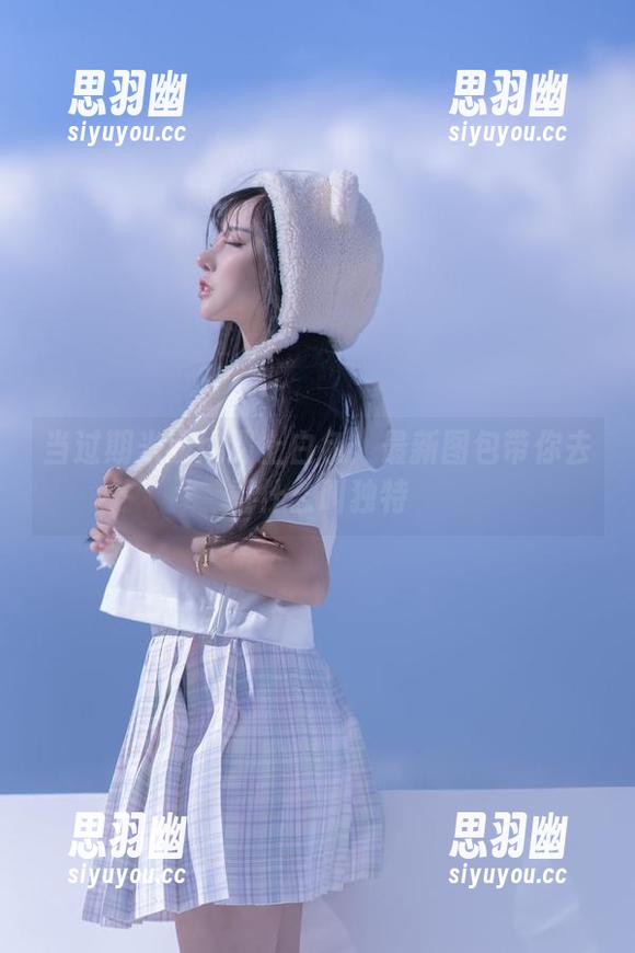 当过期米线线遇上白色：最新图包带你去看什么叫独特